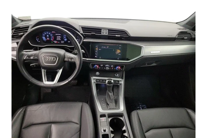 $24998 : Audi Q3 2020 AWD quattro S l image 9