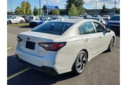 $29995 : Subaru Legacy 2025 AWD Premi thumbnail