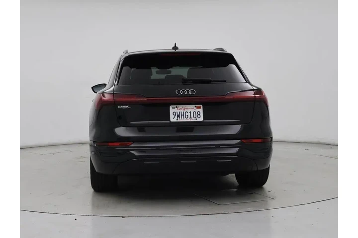 $36998 : Audi Q8 e-tron 2024 AWD quat image 6
