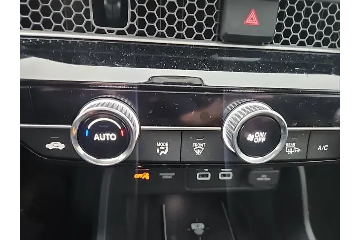 $26998 : Honda Civic 2024 Touring 4dr image 10