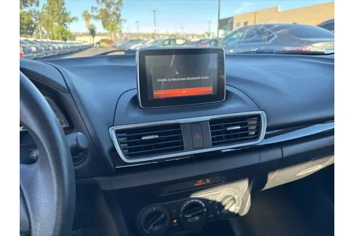 $10995 : Mazda Mazda3 2015 i Sport 4d image 8