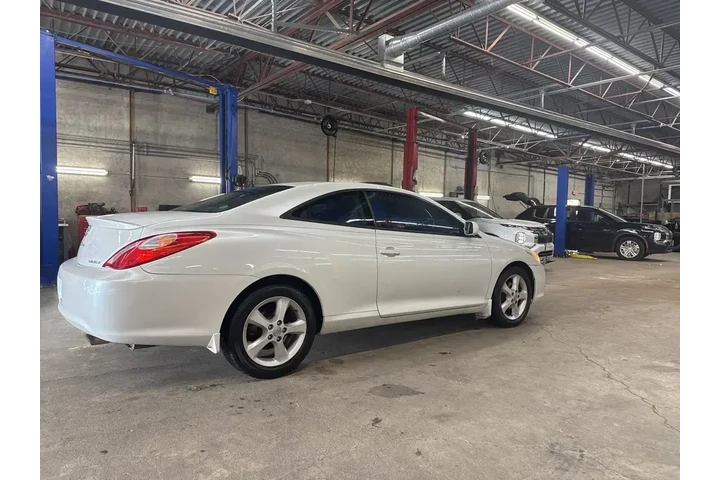 $1999 : Toyota Camry Solara 2006 SE image 6