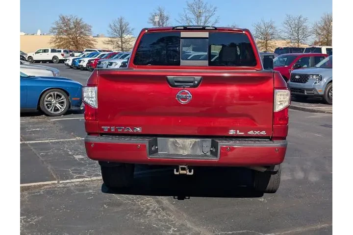 $24050 : Nissan Titan 2018 4x4 S 4dr image 6