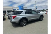 $29991 : Ford Explorer 2023 AWD XLT 4 thumbnail