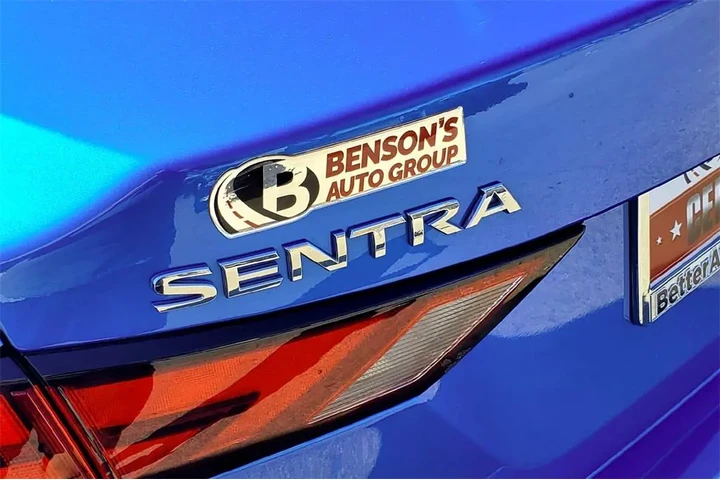 $22018 : Nissan Sentra 2025 SV 4dr Se image 7