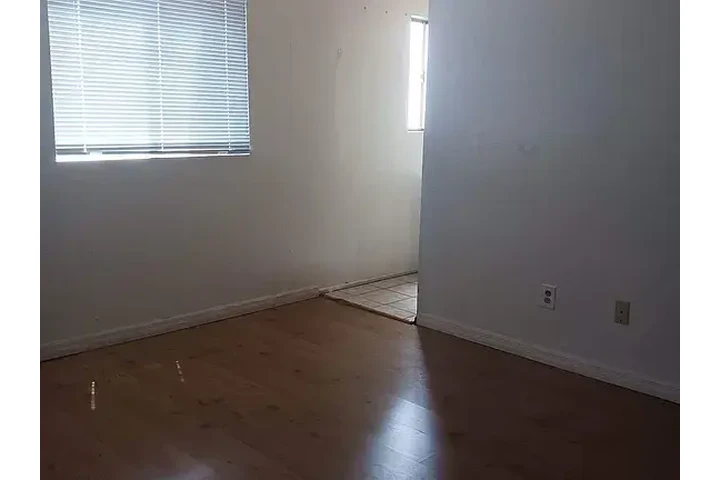 $1100 : Fácil acceso a Baldwin Park CA image 9