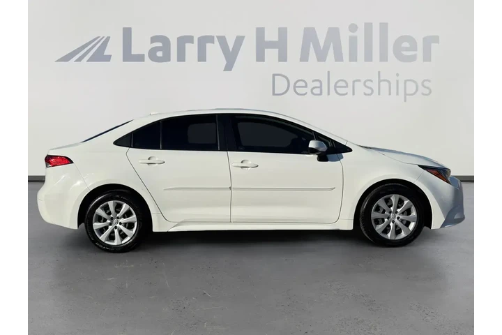 $21830 : Toyota Corolla 2024 LE 4dr S image 6