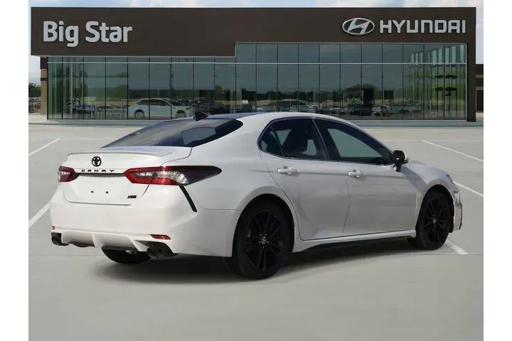 $32013 : Toyota Camry 2023 XSE 4dr Se image 4