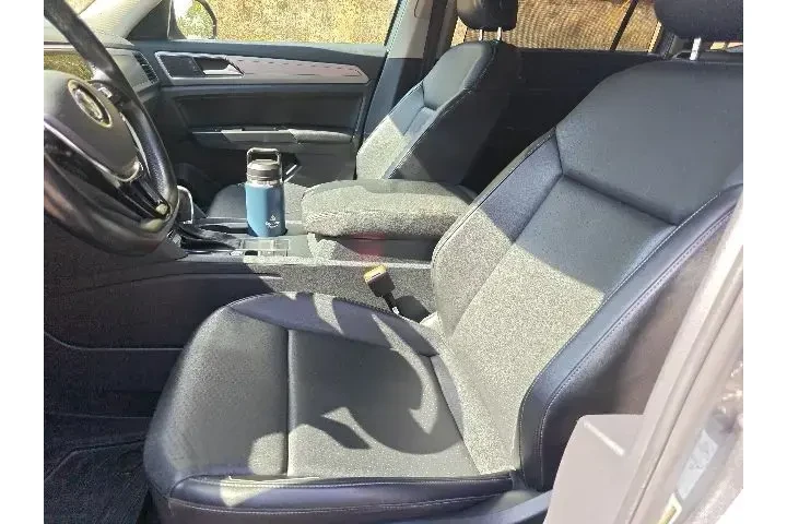 $9952 : Volkswagen Atlas 2018 V6 SE image 8