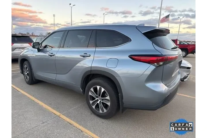 $27927 : Toyota Highlander 2020 AWD X image 7
