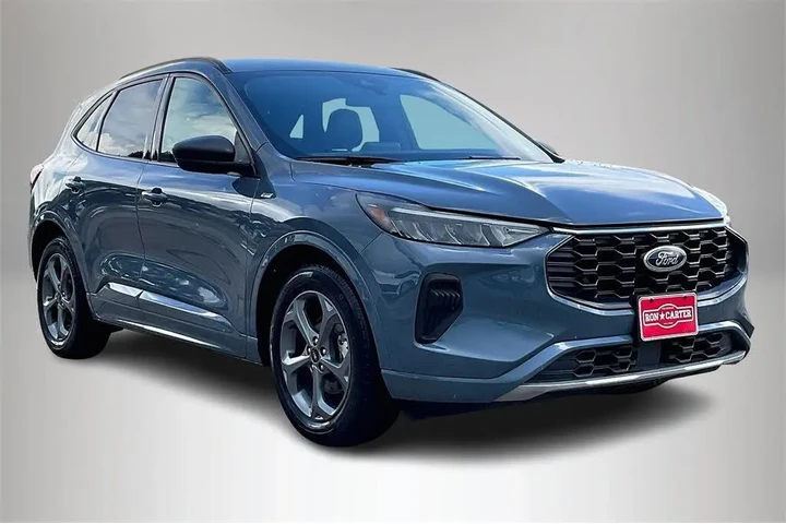 $19520 : Ford Escape 2024 ST-Line 4dr image 1