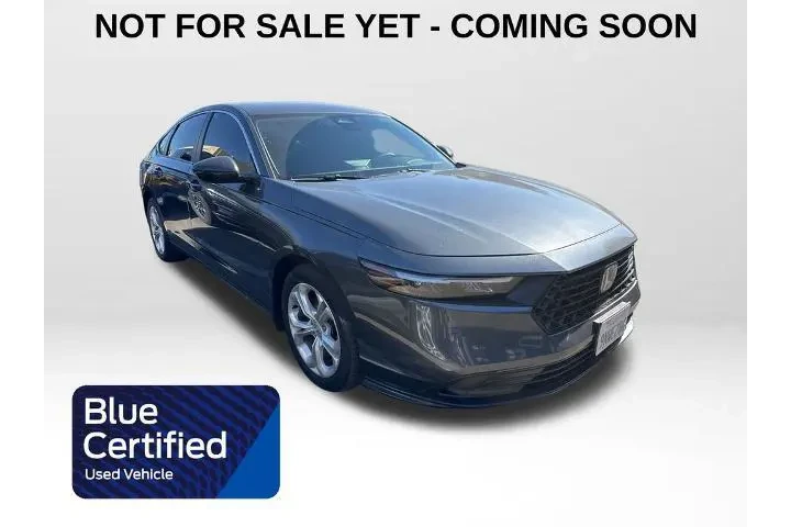 $22922 : Honda Accord 2023 LX 4dr Sed image 1