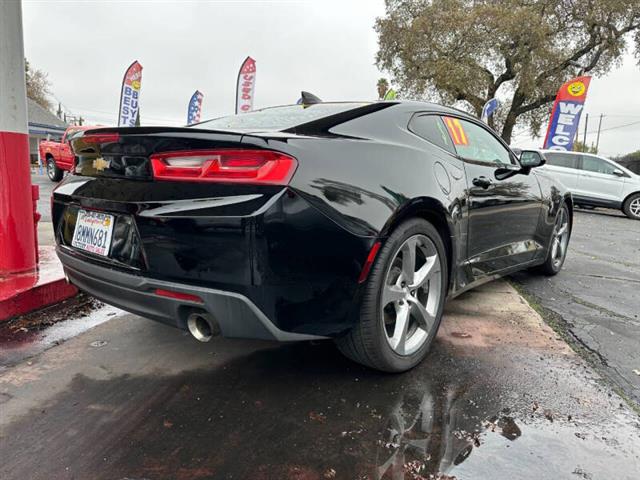 2017 Camaro LT image 6