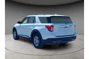 $32000 : Ford Explorer 2022 AWD XLT 4 thumbnail