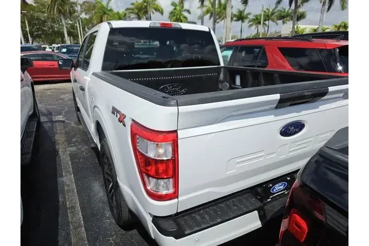 $30990 : Ford F-150 2023 4x2 XL 4dr S image 3