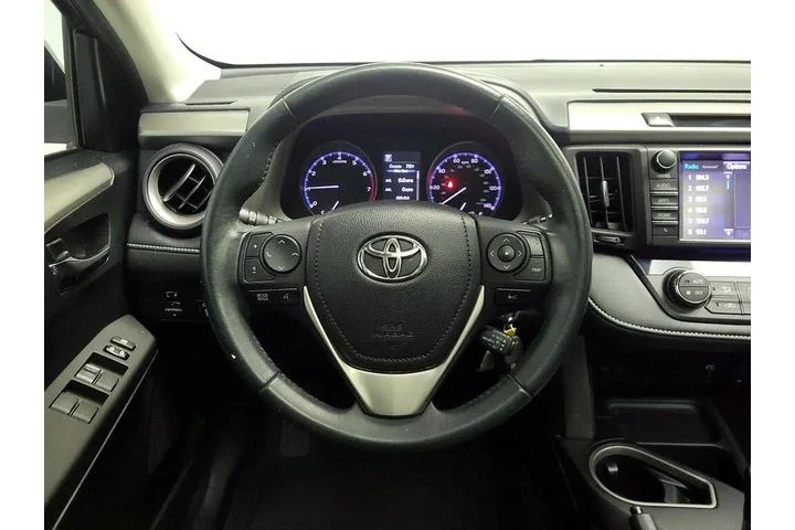 $19998 : Toyota RAV4 2017 XLE 4dr SUV image 10