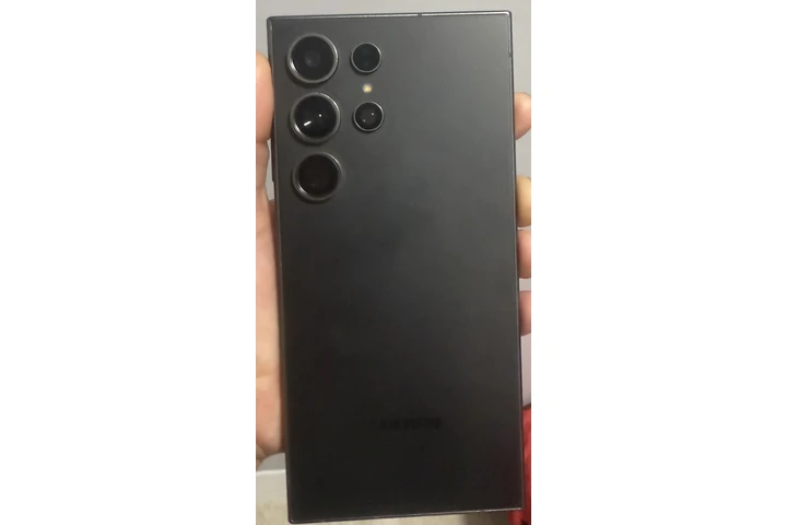 $700 : Samsung S 24 Ultra 1 TERA image 4