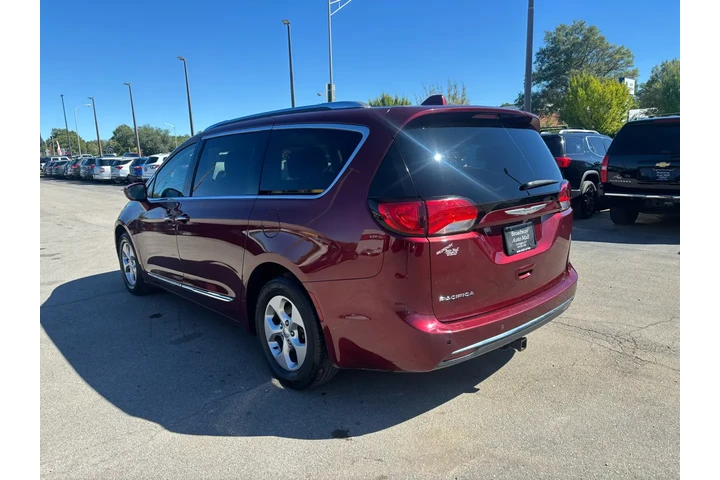 $7980 : 2017 Pacifica Touring-L Plus image 4