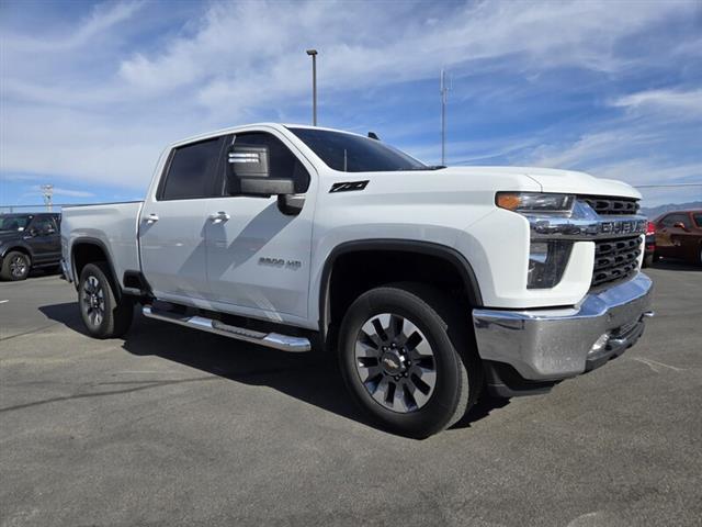 $41901 : Pre-Owned 2021 SILVERADO 2500 image 1