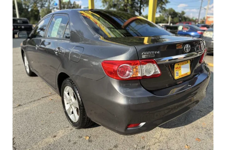 2011 Corolla LE image 7