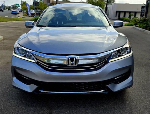 $14950 : 2017 Accord EX image 9