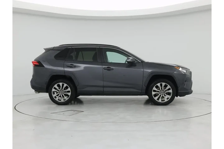 $24998 : Toyota RAV4 2019 XLE Premium image 7
