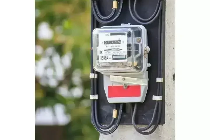 Electricidad y Plomería image 1