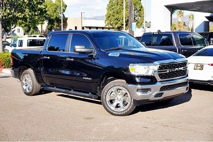 $38229 : Ram 1500 2024 4x4 Big Horn 4 image 3