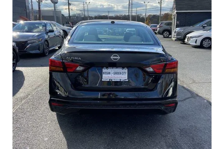 $18398 : Nissan Altima 2025 2.5 SV 4d image 5