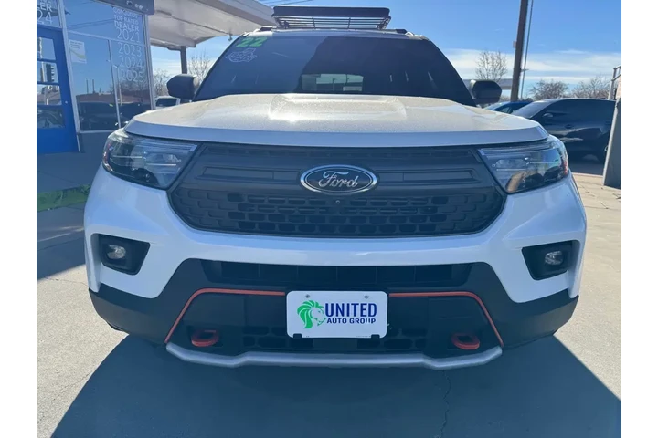 2022 Explorer Timberline AWD image 2