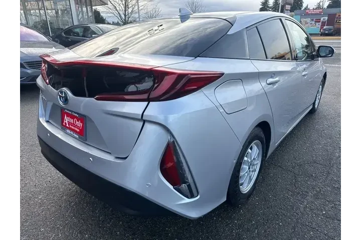 $17999 : Toyota Prius Prime 2017 Prem image 5
