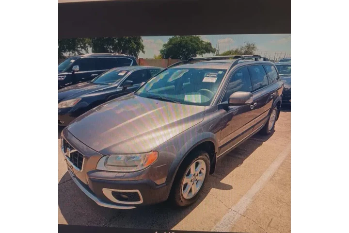 $7495 : 2008 XC70 image 2