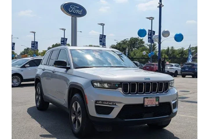 $25999 : Jeep Grand Cherokee 2023 4x4 image 2