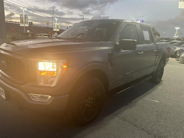 $44899 : Pre-Owned 2022 F-150 XL image 2