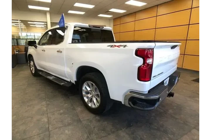 $30926 : Chevrolet Silverado 1500 202 image 5