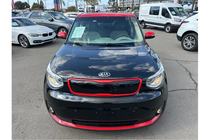 $7977 : 2016 Soul EV + image 3
