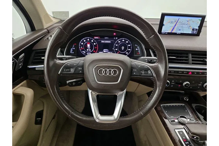 $25998 : Audi Q7 2019 AWD quattro SE image 10