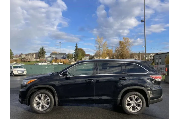 $19999 : 2015 Highlander XLE image 9