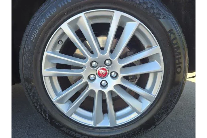 $14995 : Jaguar F-PACE 2020 AWD 30t P image 6