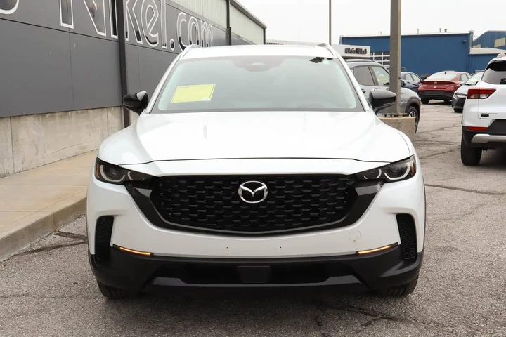 $33587 : 2025 CX-50 2.5 S Premium Plus image 2