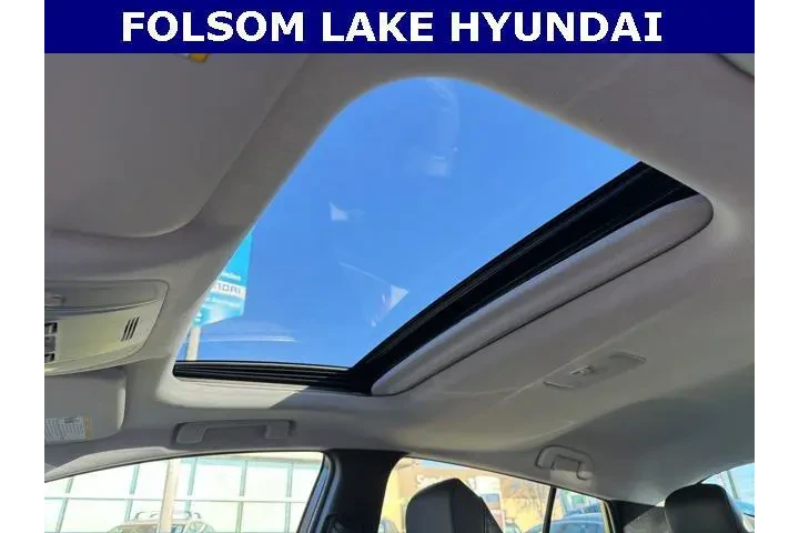 $21491 : Toyota Prius 2018 Four 4dr H image 9