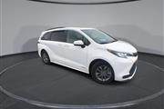 $38200 : PRE-OWNED 2021 TOYOTA SIENNA thumbnail