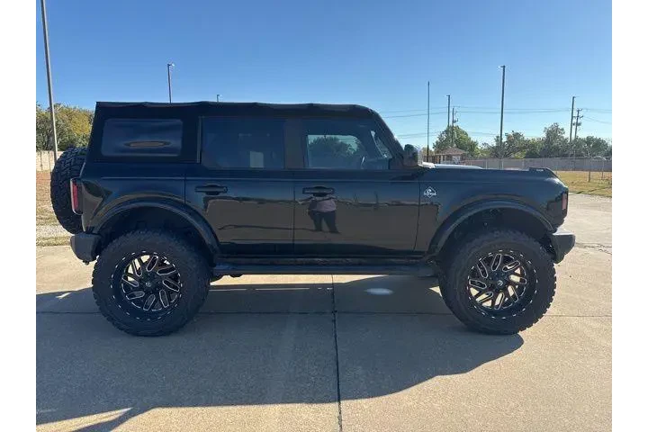 $39987 : Ford Bronco 2022 4x4 Outer B image 2