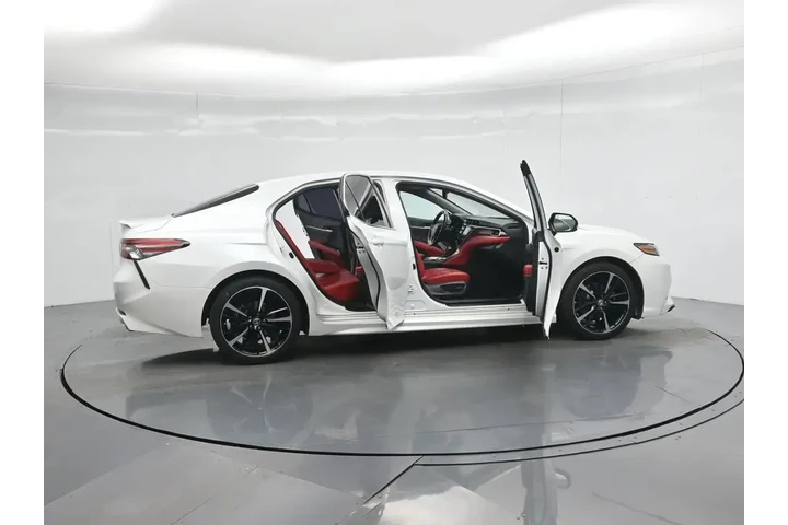 $17669 : Toyota Camry 2018 XSE 4dr Se image 4