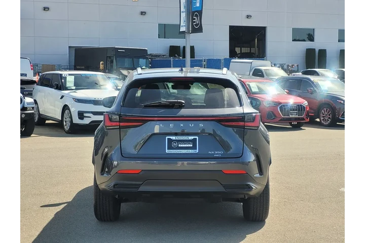 $37988 : Lexus NX 350 2022 AWD 4dr Cr image 6