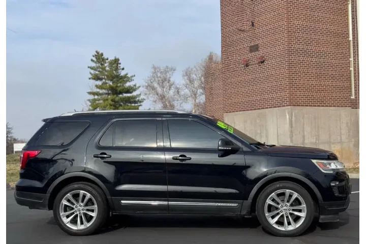 $12999 : 2018 Explorer XLT image 5