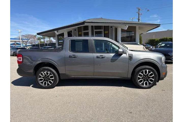 $29149 : Ford Maverick 2022 Lariat 4d image 8