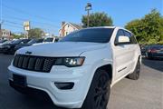 $15900 : 2018 Grand Cherokee thumbnail