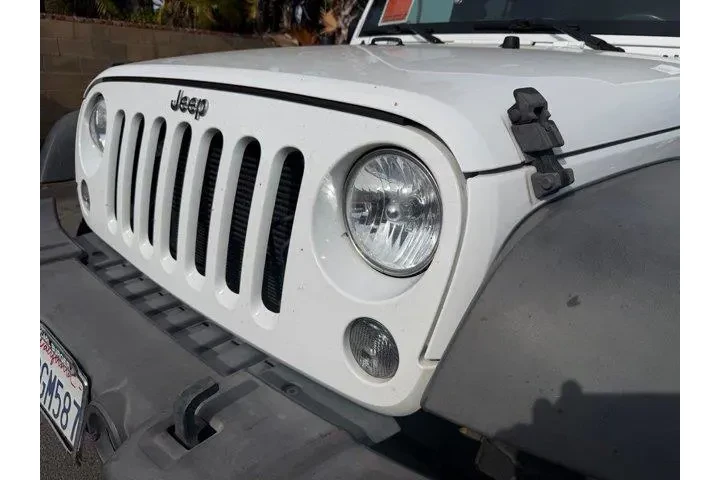 $21987 : Jeep Wrangler JK Unlimited 2 image 5