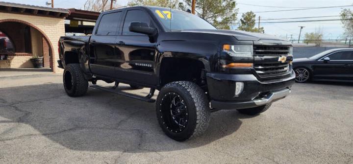 $21995 : 2017 Silverado 1500 LT Z71 image 1